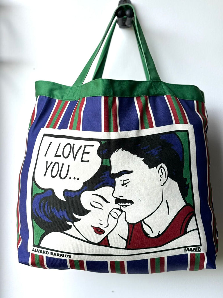 Cartera playera con la impresión de la obra "I Love You" del Maestro Álvaro Barrios