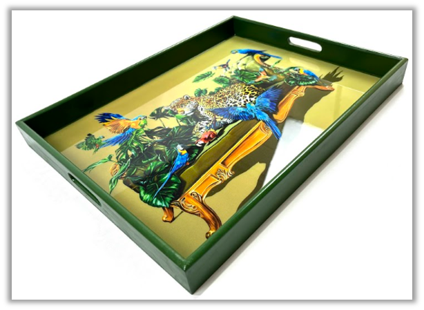 Bandeja del artista Omar Mendoza